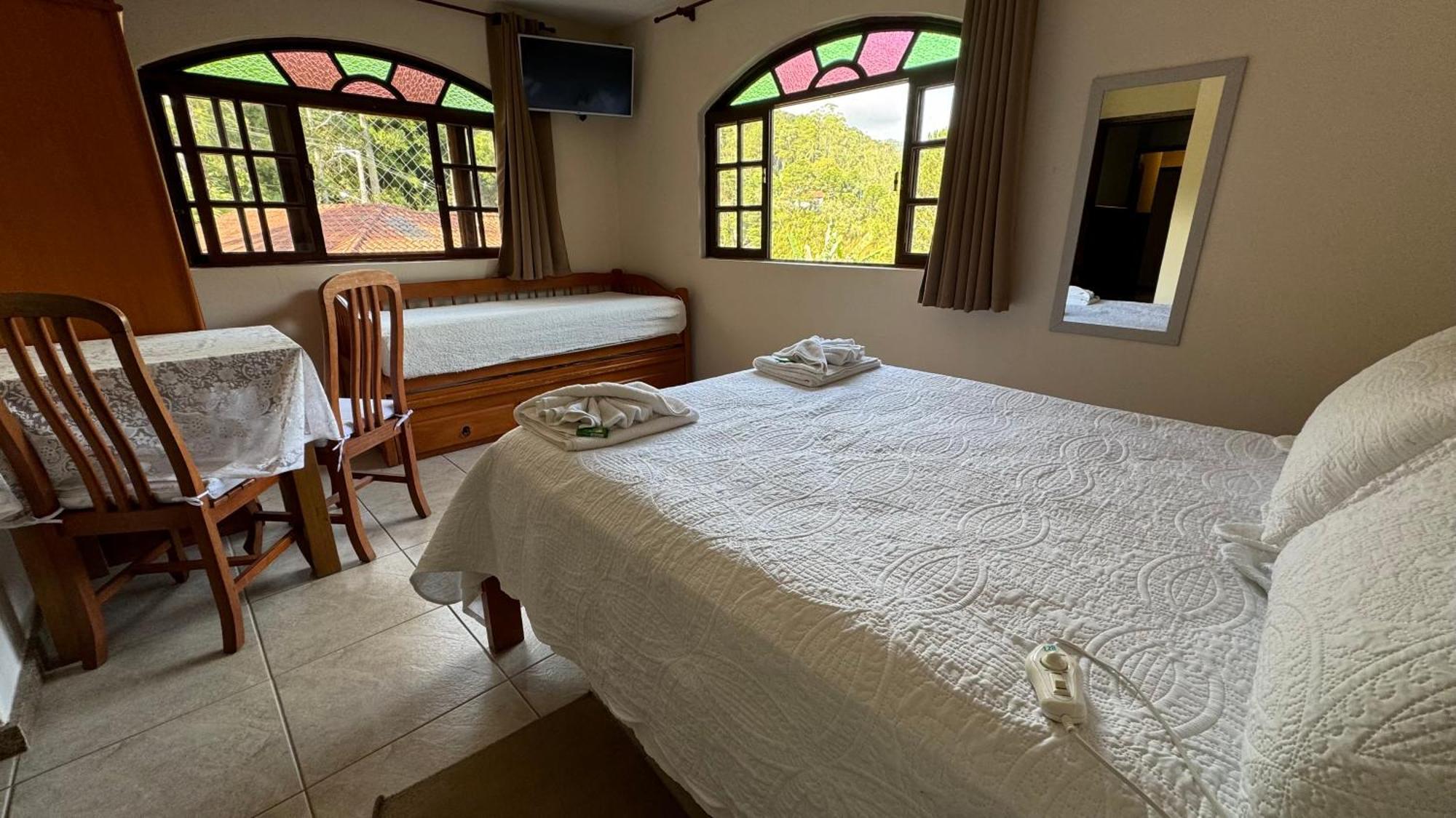 ノバ・フリブルゴ Casa Mara Bed & Breakfast エクステリア 写真