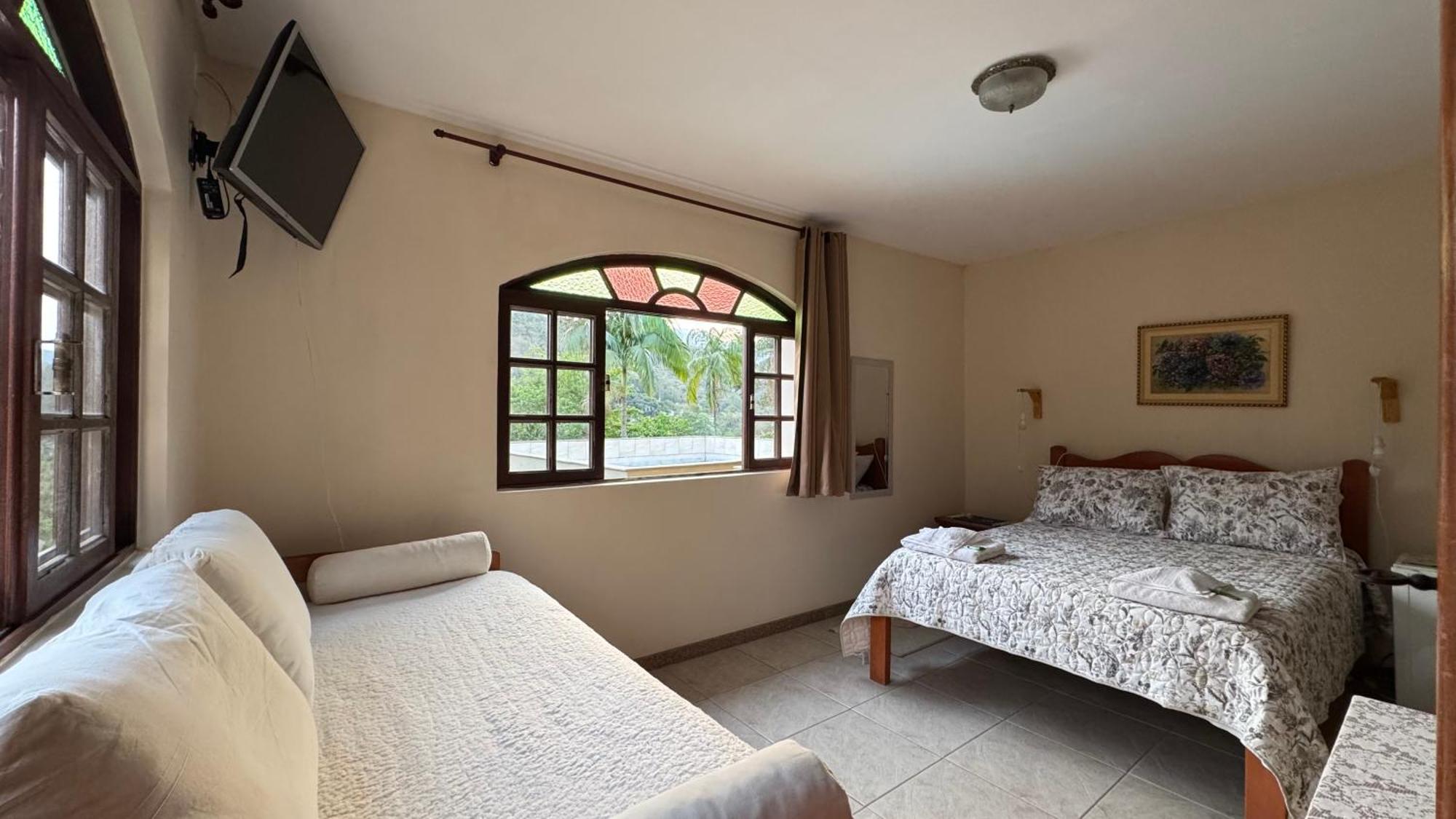 ノバ・フリブルゴ Casa Mara Bed & Breakfast エクステリア 写真